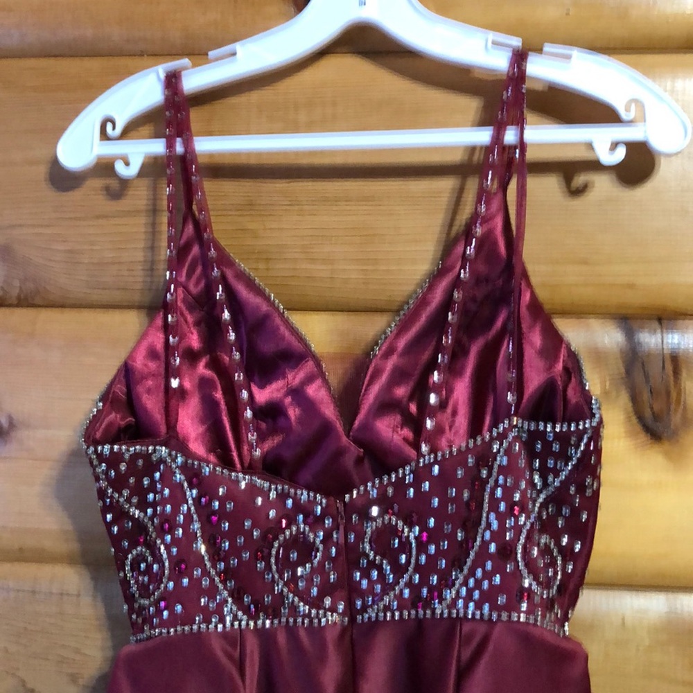 Prom/Prom Escort Dress - Picture 4 of 4